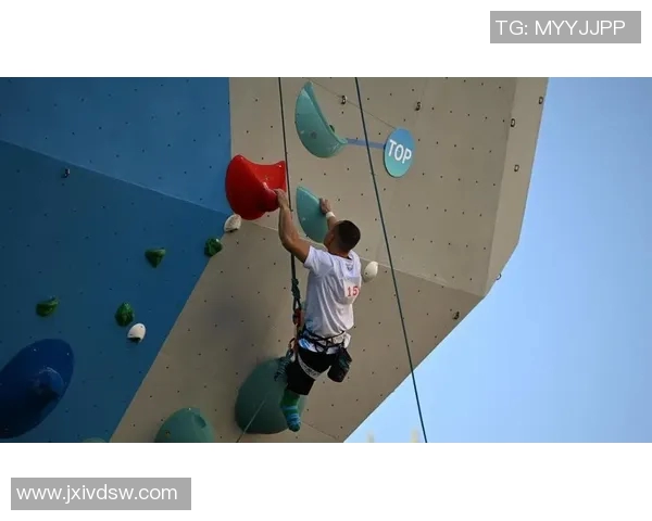 西安攀岩队在极限运动联赛中的力量表现与技术分析